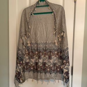 Do Everything In Love 100% Viscose Scarf w/Tassels Detailing